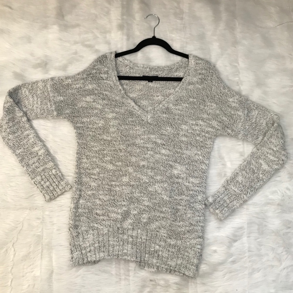 🦅 American Eagle Outfitters Sweater